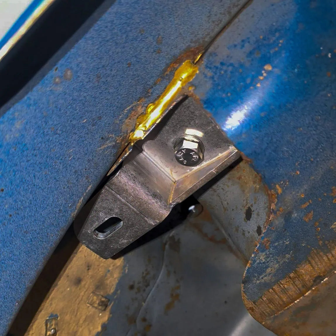Shock Absorber Back Bracket